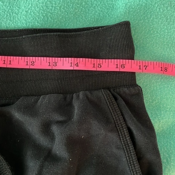 NWOT 2(X)IST Women’s Black Joggers, Size Large! - Picture 5 of 10